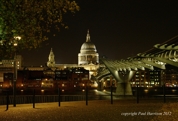 Millennium Bridge and St. Paul's Cathedral